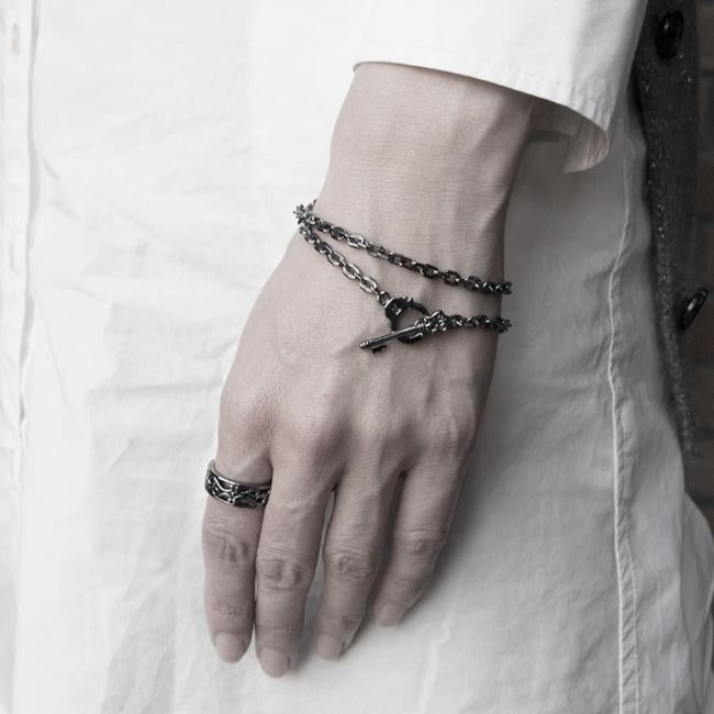 Bizarre/ビザール 手錠シルバーブレスレットMサイズ ユニセックス SBP039