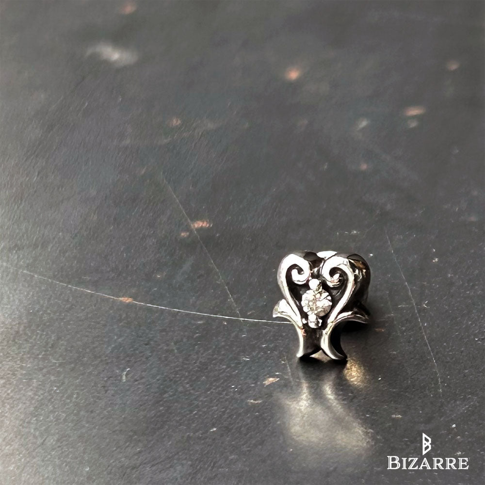 Bizarre/ビザール【売れ筋商品】トランプハートシルバーピアス(1個売り) SPJ054
