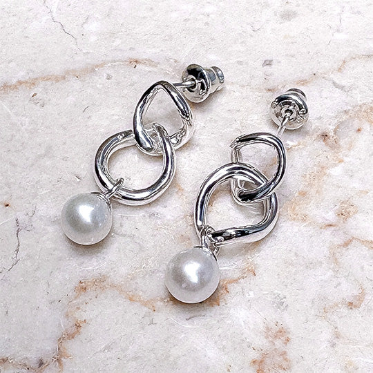 Blanche/ブランシュ Entrelacs(アントルラ) Earrings(ペア売りです) BP026