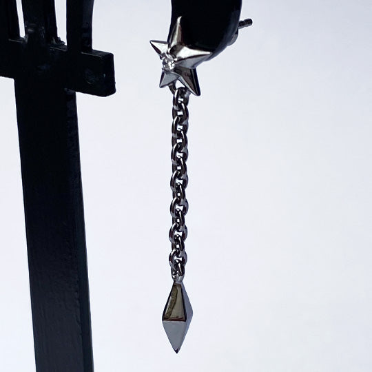 Bizarre/ビザール スターリーシルバーロングピアス(1個売り) SPJ086