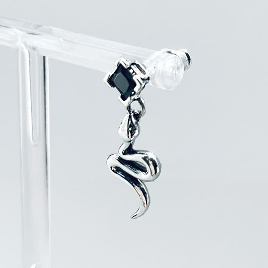 Bizarre/ビザール サーペントバイパー ロンバスストーンシルバーピアス(1個売り） SPJ095