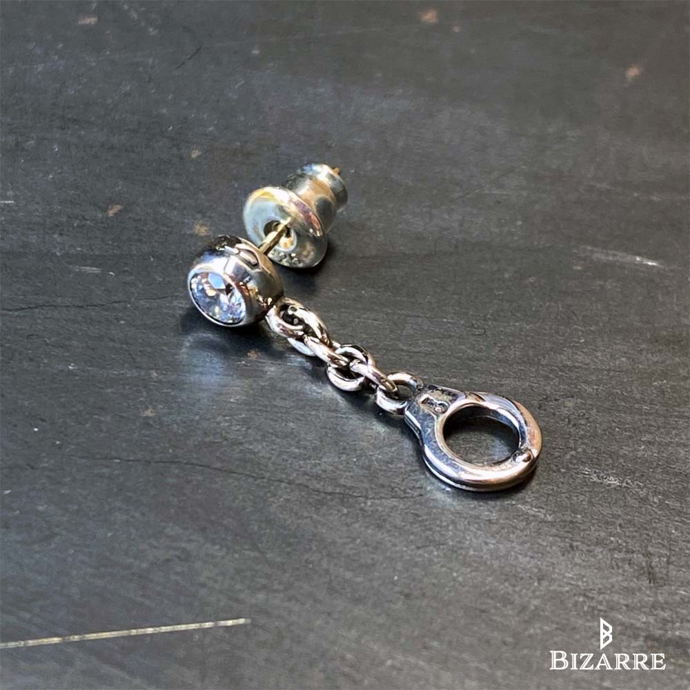Bizarre/ビザール 手錠シルバーピアス(一個売り）SPP045　メンズピアス