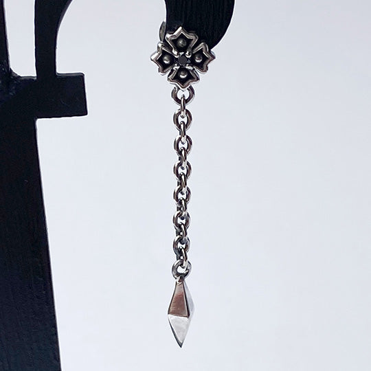 Bizarre/ビザール  クロッシングシルバーロングピアス(1個売り) SPJ085