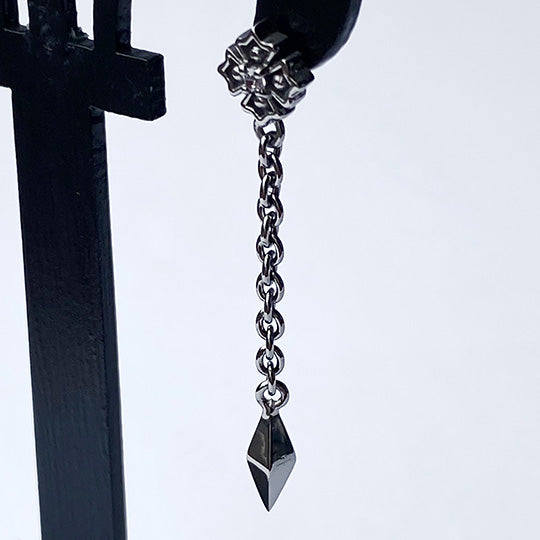 Bizarre/ビザール  クロッシングシルバーロングピアス(1個売り) SPJ085